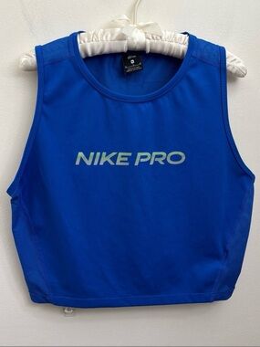 Nike Pro Dri-FIT Royal Blue Performance Crop Tank size XL